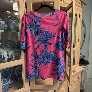 Lilly Pulitzer Girl'S Tiki Pink Surf Crest size XL